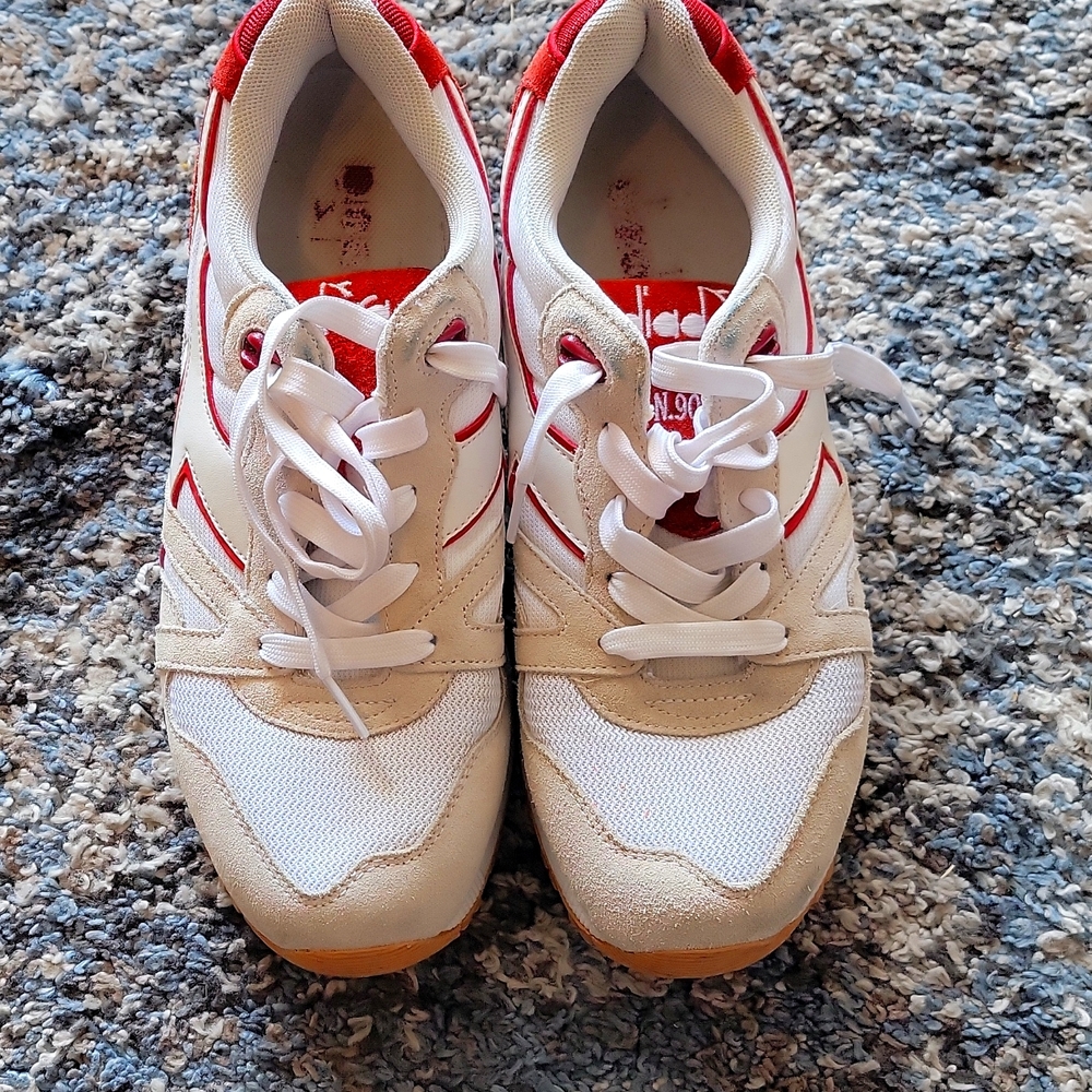 Men's sneakers